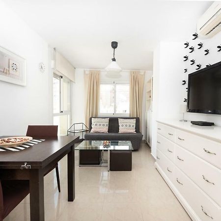 Wonderful Malagueta Pompidou Apartment Malaga Exterior photo